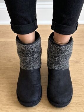 Women’s Black Boots with Gray Knit Cuff